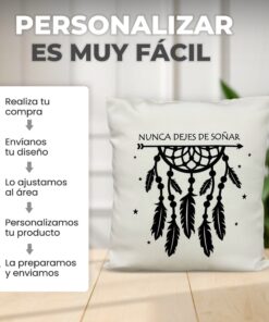 Infografía con foto de almohadón personalizado, con 5 pasos de como realizar personalizado