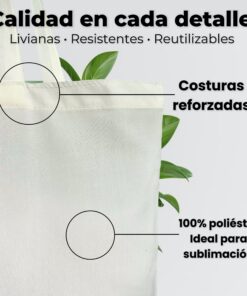 Acercamiento técnico con fondo blanco de una bolsa totebag de tela crema donde se destacan sus propiedades: costuras reforzadas, material 100% poliéster ideal para sublimación, livianas, resistentes y reutilizables.