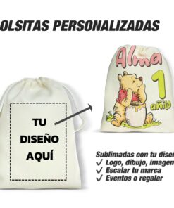 Infografía de bolsita de tela lisa para personalizar junto al resultado final sublimado con dibujo de Winnie Pooh.
